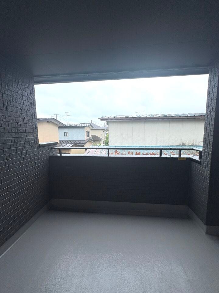 ◇南側インナーバルコニー◇突然の雨でも対応可能!
