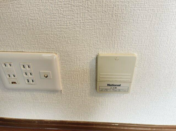 *温水ルームヒーター接続口*