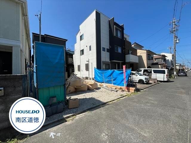 《グラファーレの特徴》
住む人を一番に考え抜かれたエクステリア、インテリア。
毎日使いの水廻りにいたるまで、ずっと快適に暮らせる住まいを実現しています。