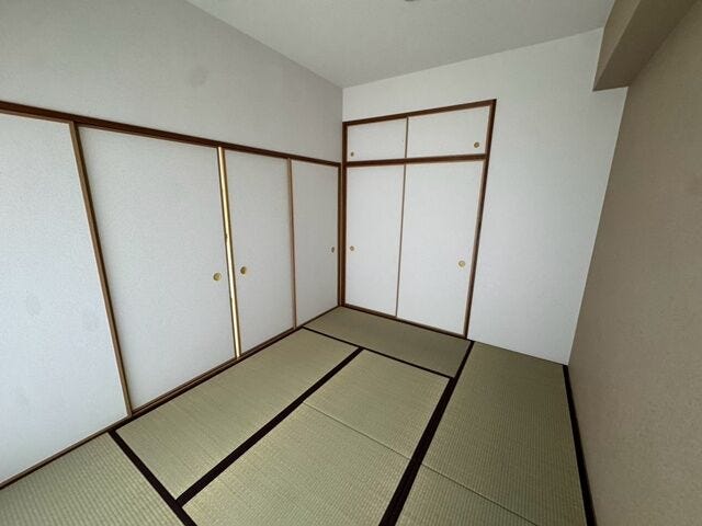 お子様にとっていいお昼寝空間になる和室は、ぜひリビングのお隣で♪