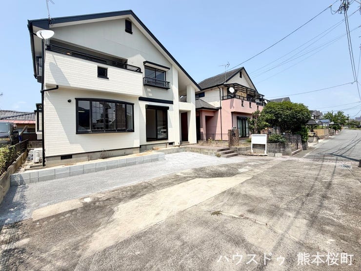 ■理想を叶える新しい暮らしの舞台■高いデザイン性と機能性を兼ね備えた住まい。ここで、家族の新しい物語が始まります。
