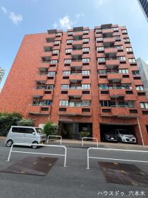港区南青山１丁目
