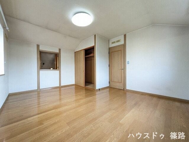 2階洋室9帖