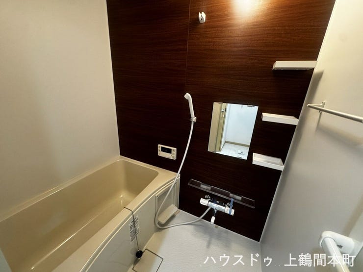 清潔感のあるデザインで、毎日気持ちよく使える浴室
