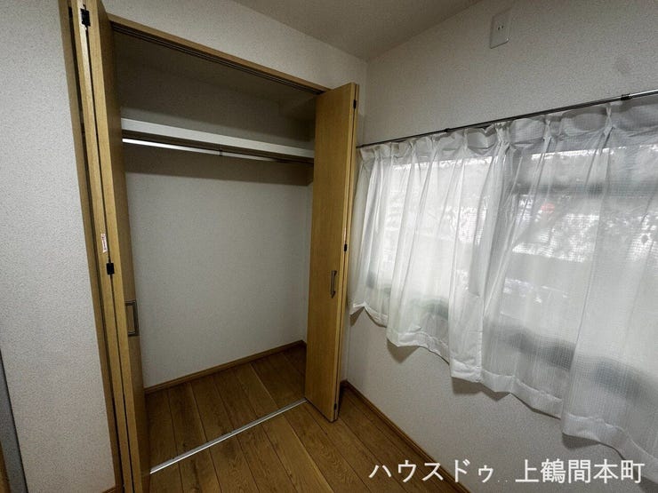 収納力を備えた洋室で、暮らしにゆとりが生まれます
