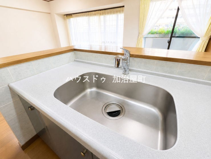 ※居住中のため、一部写真はAI技術により家具・家財等を除去したイメージ画像です。建物・間取り・設備の形状は実際のものを撮影しています。