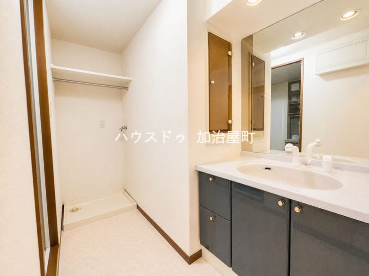 ※居住中のため、一部写真はAI技術により家具・家財等を除去したイメージ画像です。建物・間取り・設備の形状は実際のものを撮影しています。