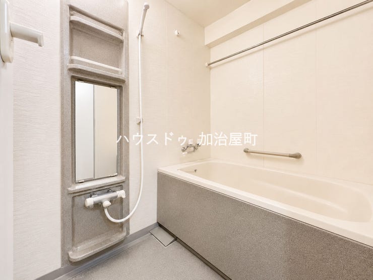 ※居住中のため、一部写真はAI技術により家具・家財等を除去したイメージ画像です。建物・間取り・設備の形状は実際のものを撮影しています。