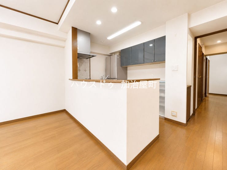 ※居住中のため、一部写真はAI技術により家具・家財等を除去したイメージ画像です。建物・間取り・設備の形状は実際のものを撮影しています。