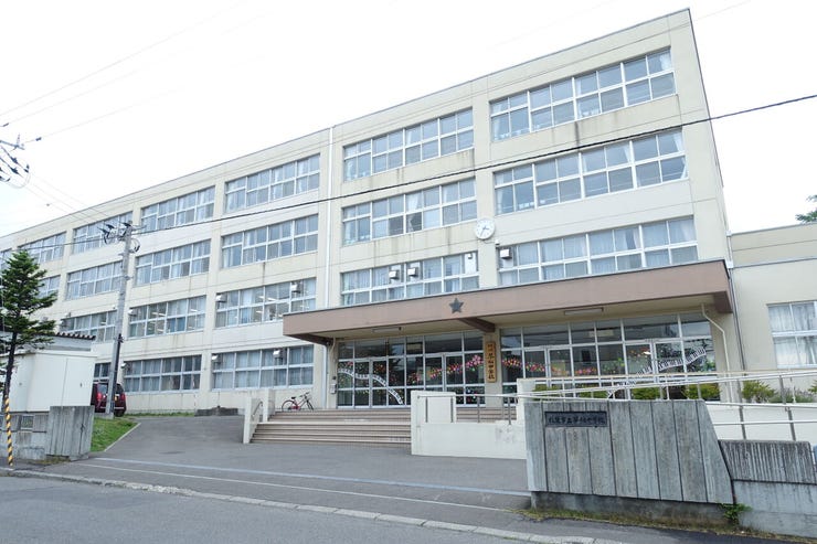 琴似中学校徒歩5分