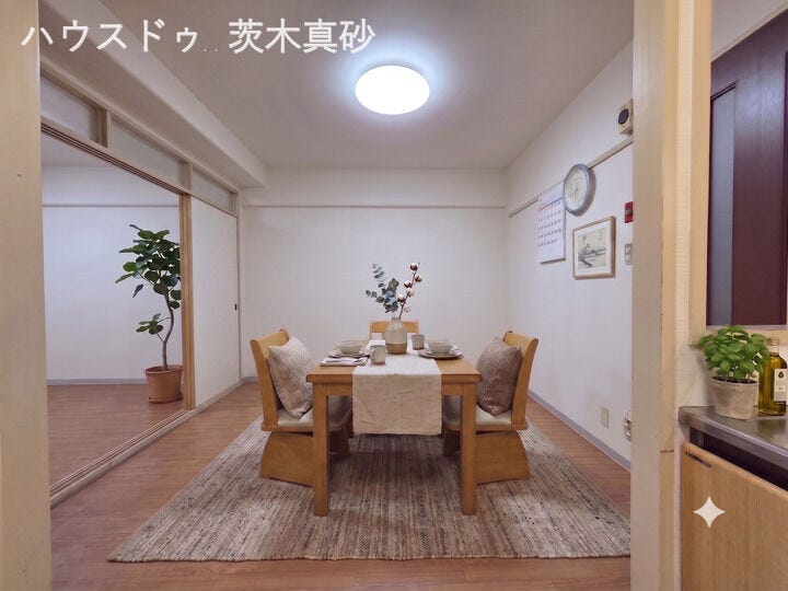 洋室続き、引き戸開放で大空間になる間取り。
※写真の家具は生活のイメージがしやすいステージング用です