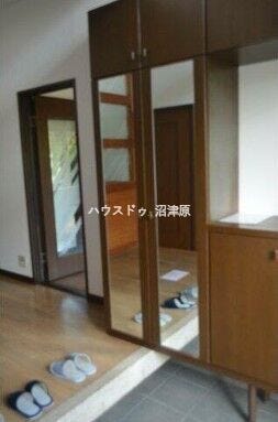 シューズボックス