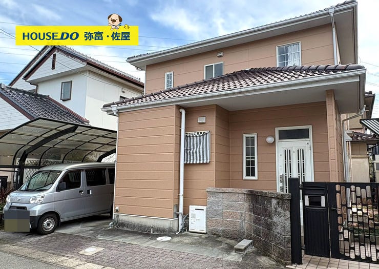 【外観】
子育てに優しい閑静な住環境♪