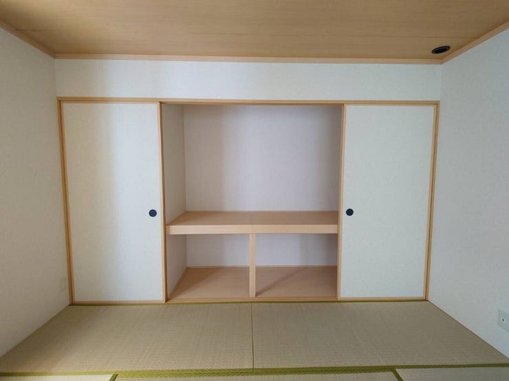 和室の押し入れです。たっぷり収納できそうです。