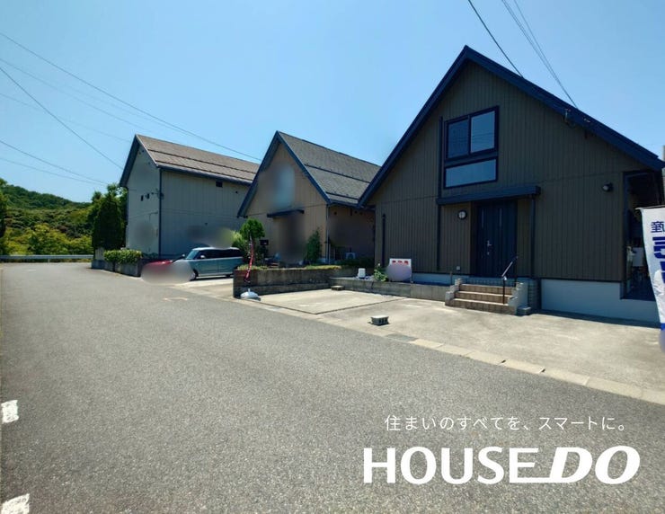 前面道路が広く駐車しやすいですね。