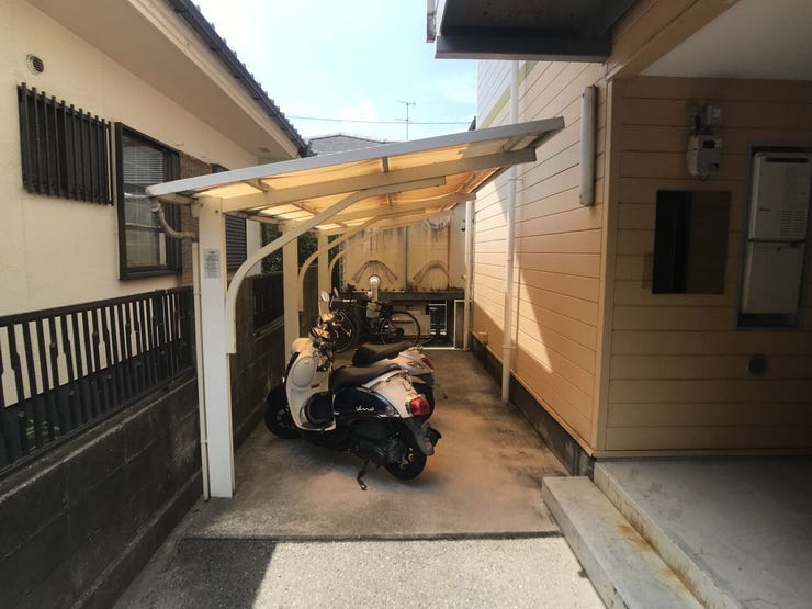 バイク置き場