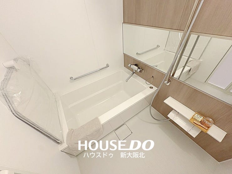 ■壁の一部がアクセントパネルになっており、おしゃれな空間を演出しています!
■キレイなお風呂でゆっくりとおくつろぎください♪