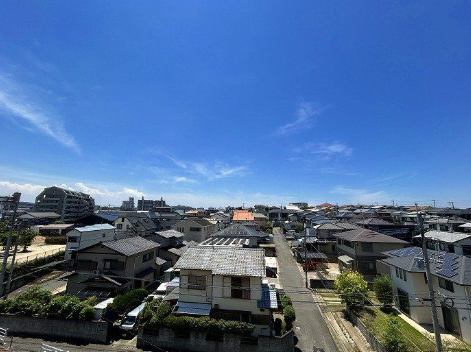 《糟屋郡新宮町新宮東5丁目 中古マンション》
アーサー新宮グランヒルズ
