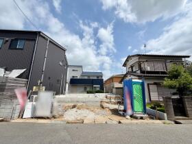 流山市三輪野山１丁目