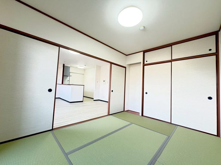 ほっとひと息つける空間の和室。