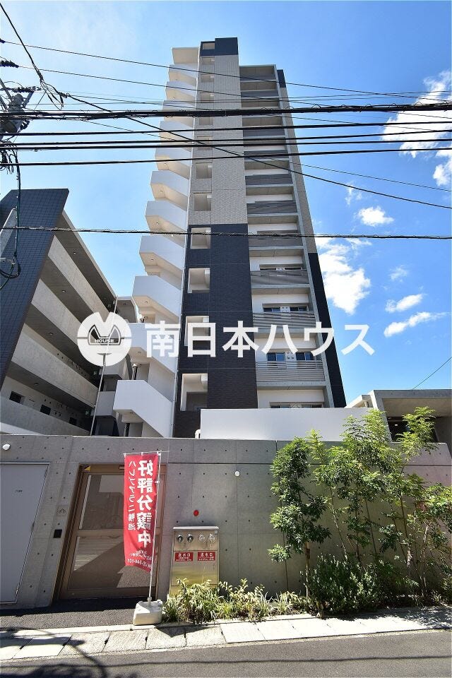 【ハレ プアラニ鴨池の外観】