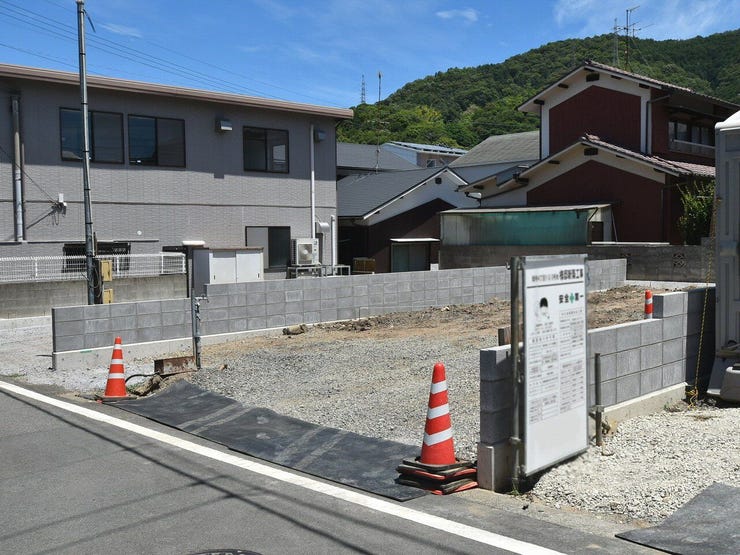 建設地を南西側より撮影 2026.07.28