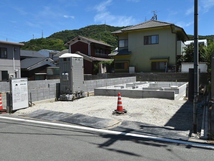 建設地を南西側より撮影 2026.07.28
