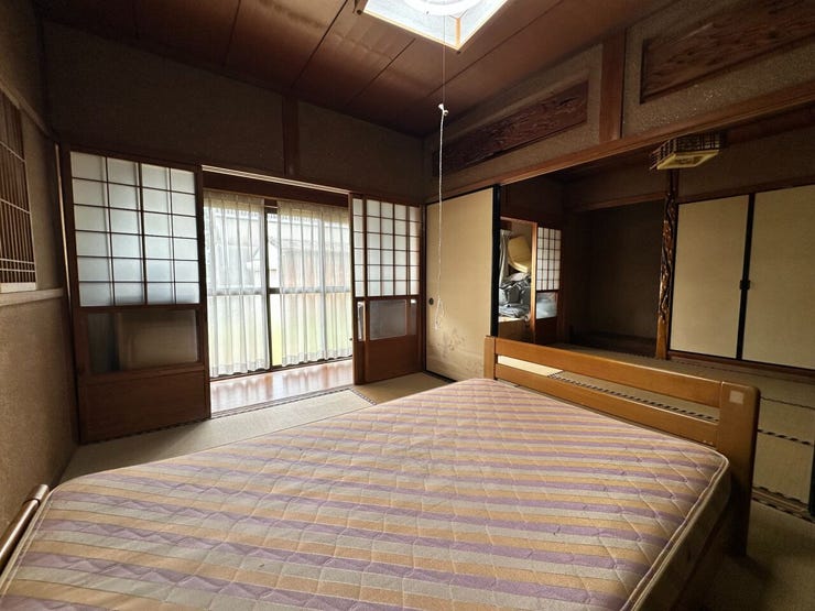 *1階東側6帖和室*