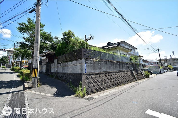 【外観】令和8年7月26日 撮影
建物解体渡しで資金計画も立てやすい土地です♪