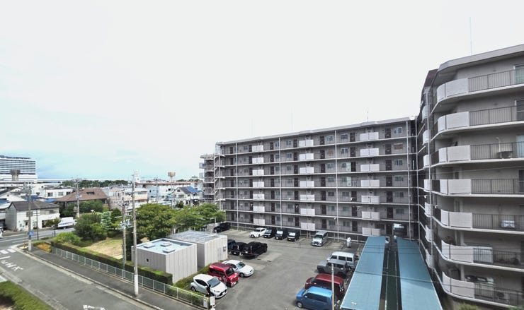 毎朝心地よい自然光が入る東向きの眺望