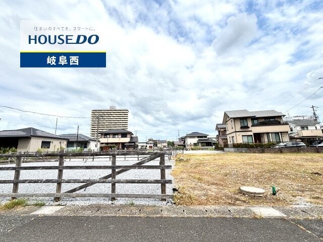 【外観】
現地(2026年8月)撮影