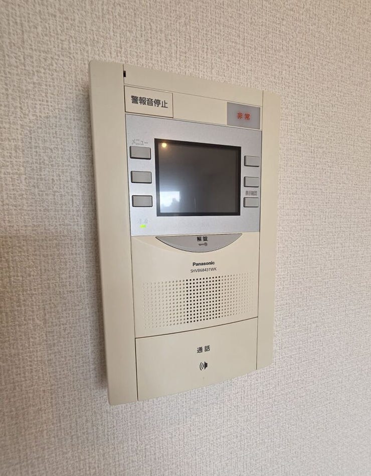 来訪者の顔が見えて防犯面も安心です