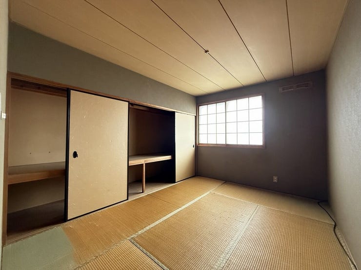 掲載の写真は、室内の家具・家電等をCG加工により消去したものです。現況を優先します。