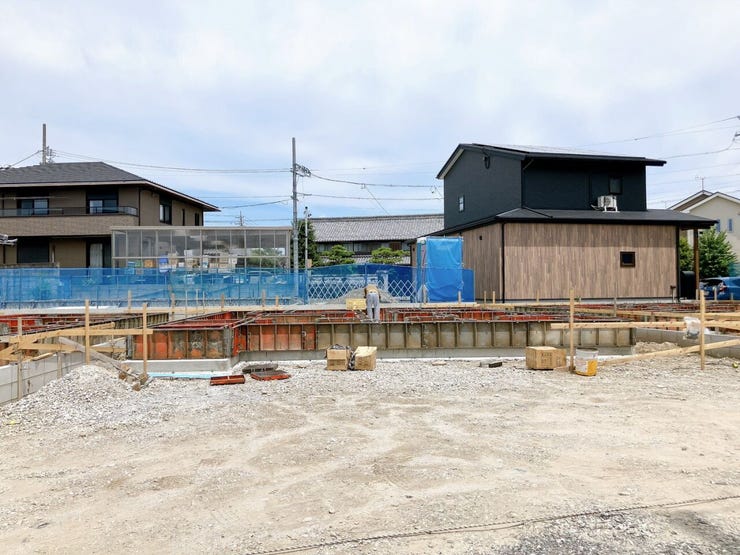 【通学しやすい立地】
古知野西小学校まで徒歩7分と通学時間が短くなることで、子どもたちの負担も軽減されます♪
送り迎えもしやすく、子育て世帯にとって嬉しい住環境が整っています!
