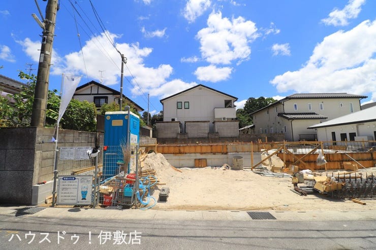 【外観写真】
周辺にドラッグストアやコンビニ、公園等あり住環境良好