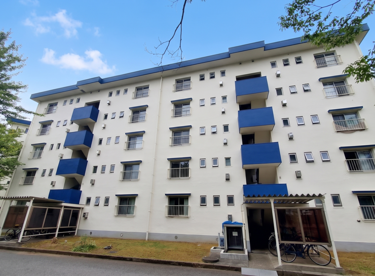 【Exterior】落ち着きのあるシンプルな外観で、長く愛せる住まいに仕上がっています。