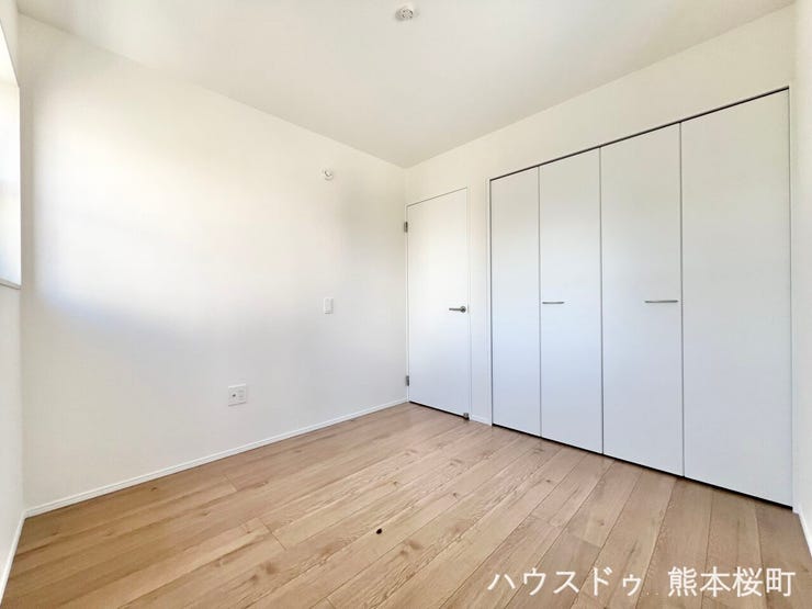 ■4.5帖洋室■寝室、書斎、趣味の部屋。家族の成長やライフスタイルに合わせ、様々な使い方ができる快適な空間です。