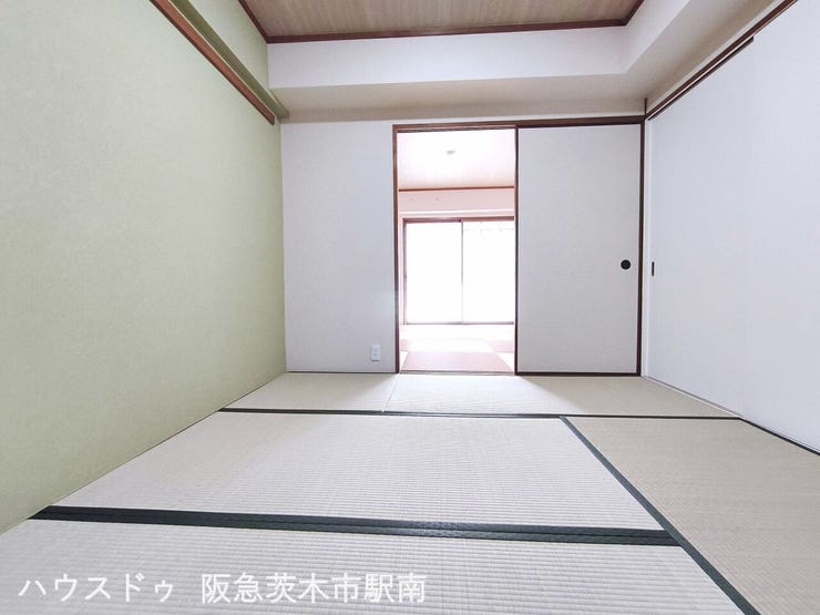 和室4.5帖(襖開放 奥 6帖間