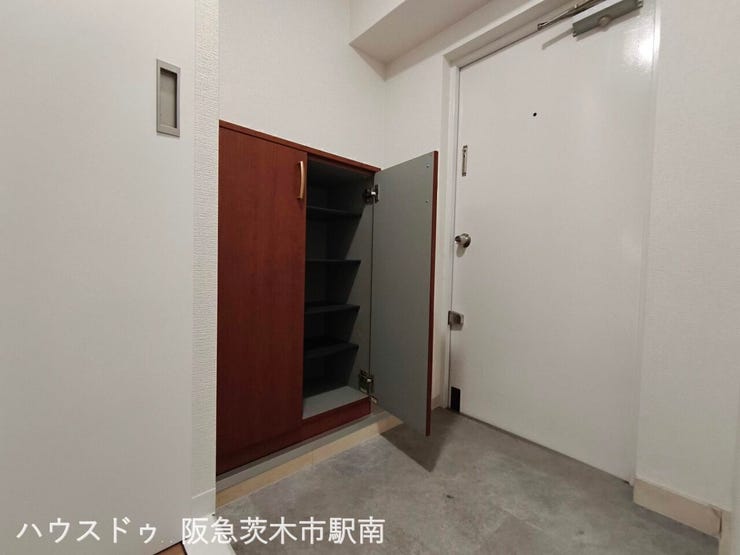 シューズボックス