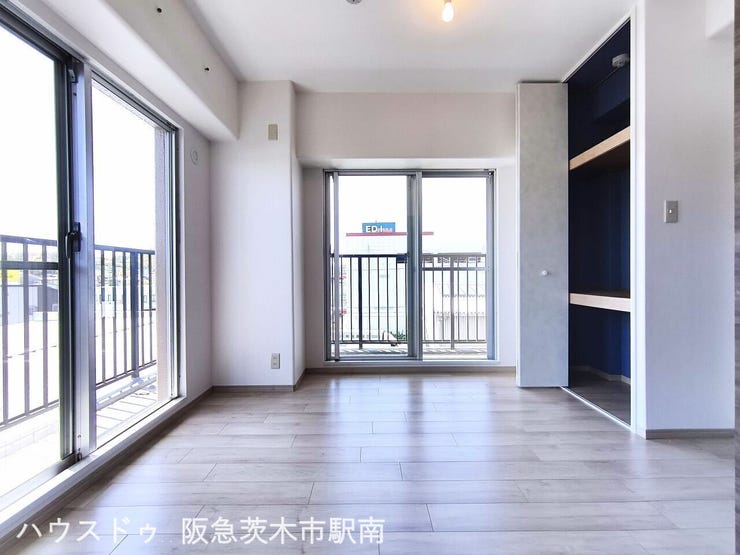 洋室4.5帖 南西側バルコニー