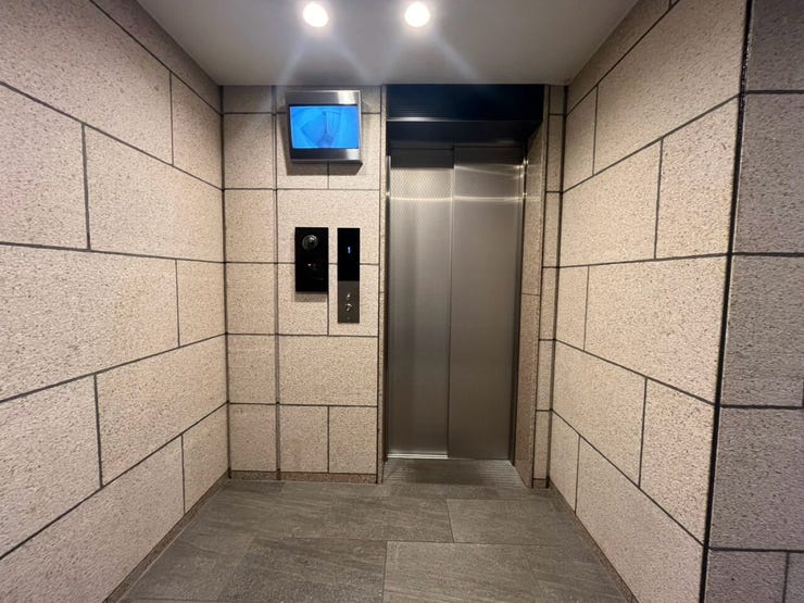エレベーターです~