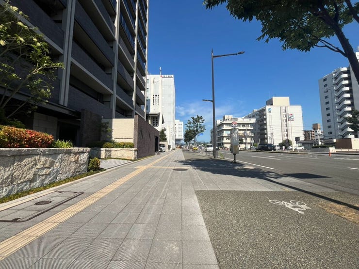 前面道路及び歩道となります~