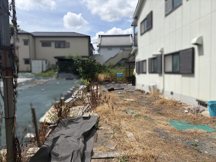【外観】
橋本駅まで徒歩5分の好立地♪約125坪