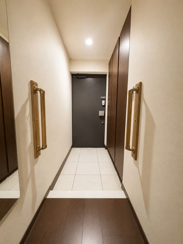 広々玄関は第一印象グッド!ゆとりのある空間は心も豊かにしてくれます。