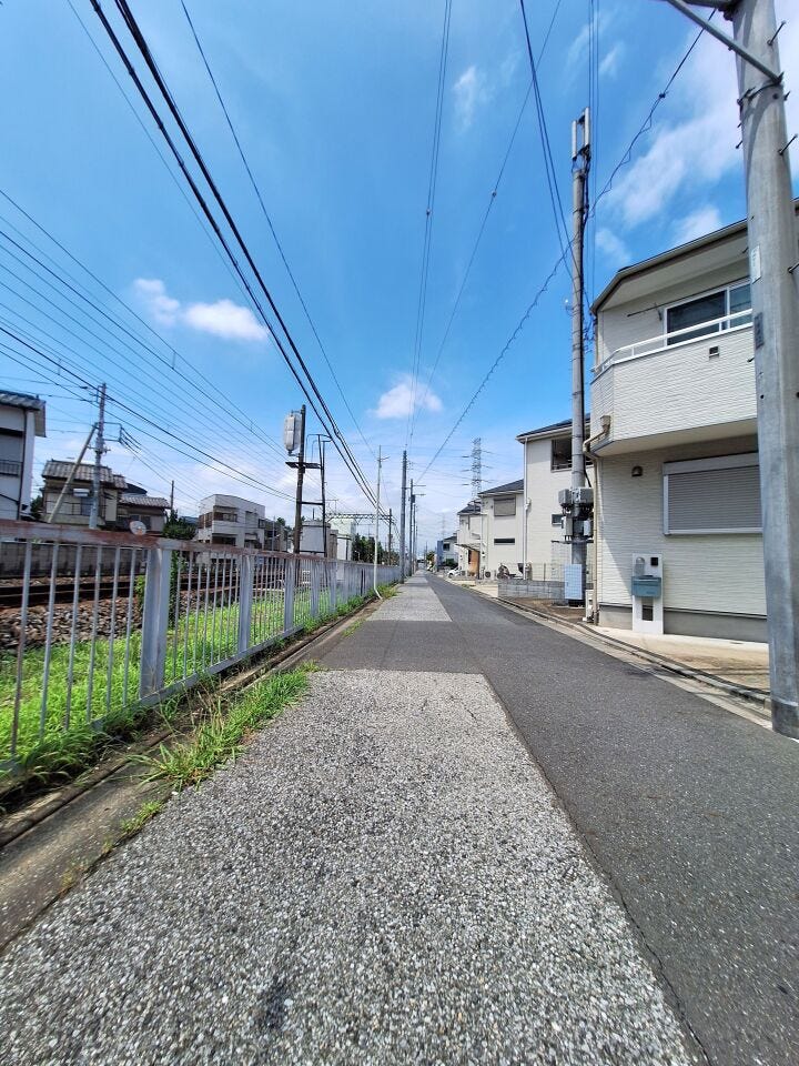 前面道路を含む現地写真
