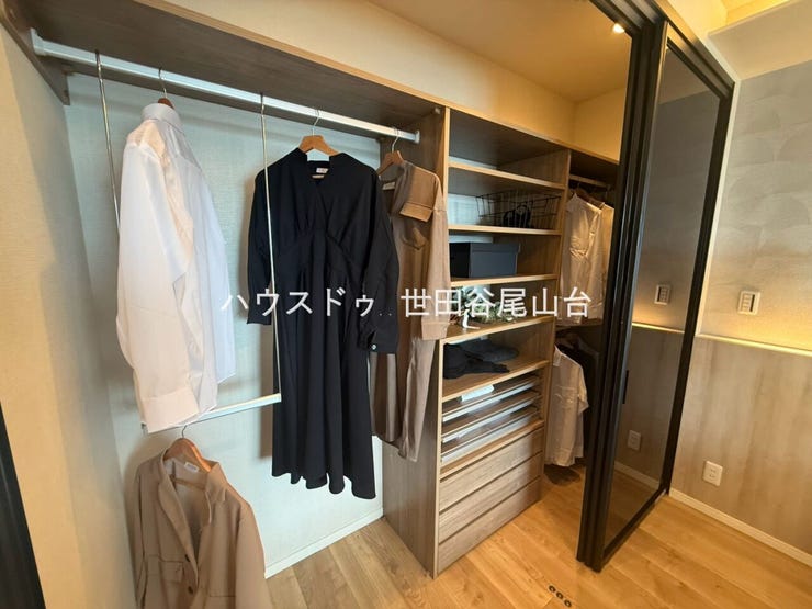 収納力のあるクローゼットで、お部屋をすっきり保てます。