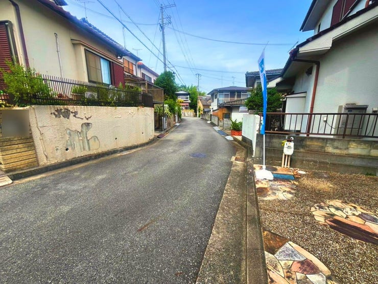 季節の移ろいを身近に感じる、自然豊かな住宅地です♪