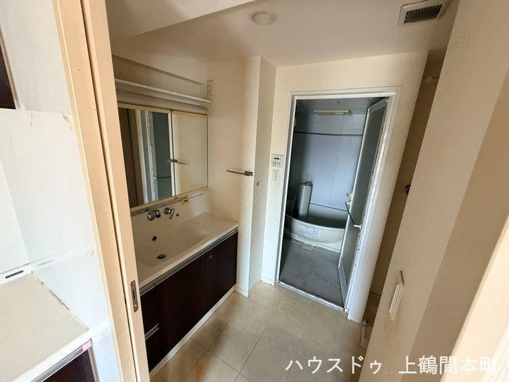 毎日の身支度が快適に行える、使い勝手の良い洗面化粧台( *´艸`)