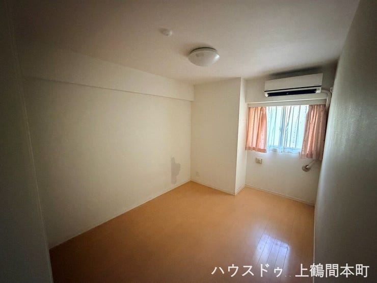 在宅ワークにも趣味にもフィットする自由度の高い洋室。