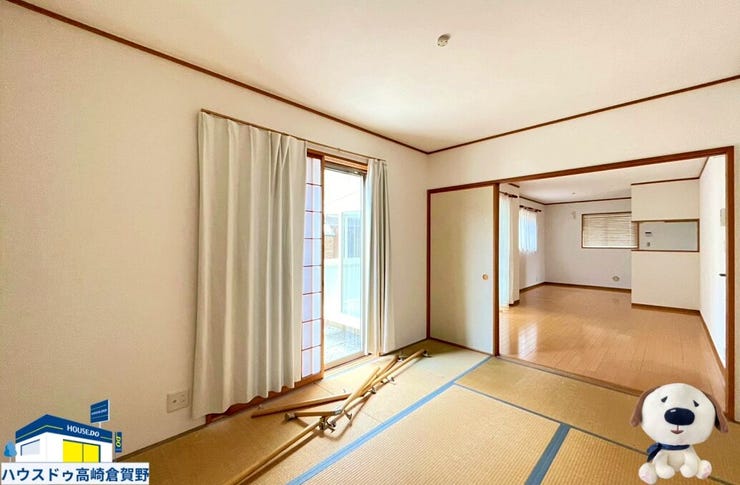 リビング横の和室は、家族とのつながりを感じながら過ごせる心地よい空間です♪